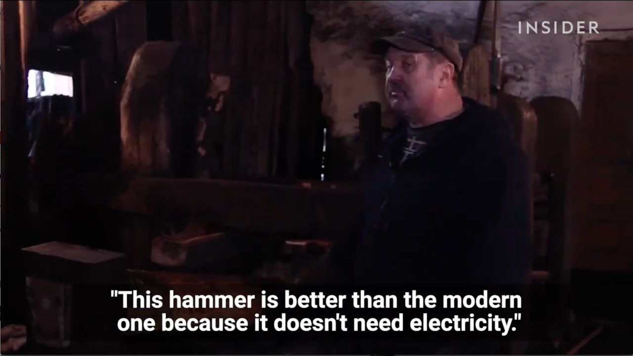 Ukraine's blacksmiths use watermills