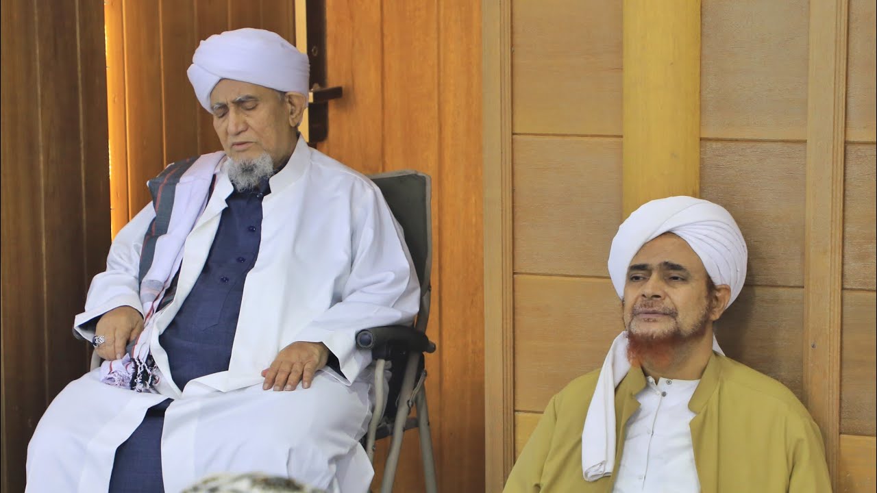 قصيدة_من كلمات الحبيب أبي بكر العدني المشهور_بصوت ابنه علوي_بدار المصطفى بتريم