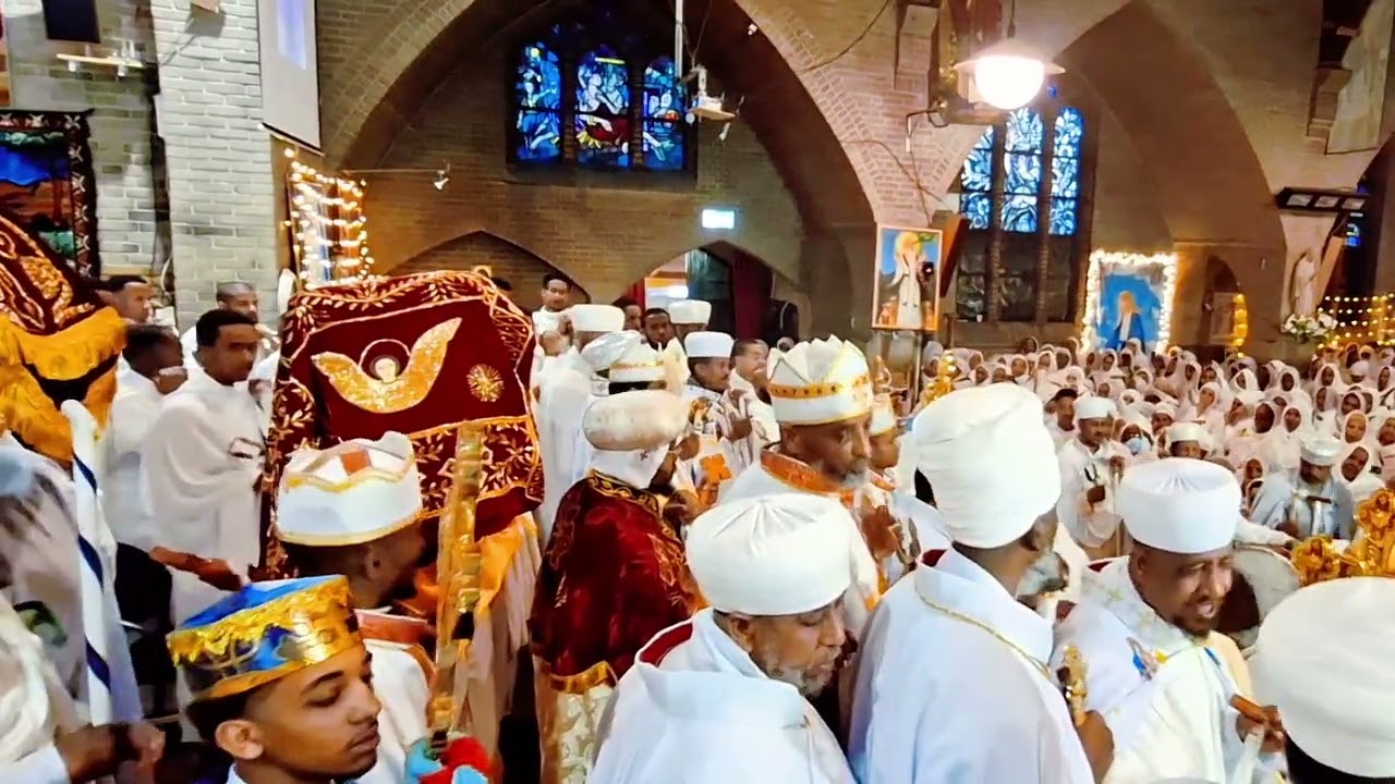 ወረብ ክነፈ ርግብ በብሩር ዘግቡር ወገበዋቲሃኒ በሐመልማለ ወርቅ/፪/አንቲ ምሥራቅ ወወልድኪ ፀሐየ ጽድቅ ምሥራቅ ደብረ ሕይወት/፪/
