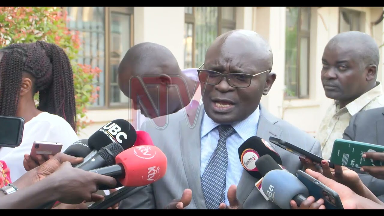 EC insists voters should leave polling stations