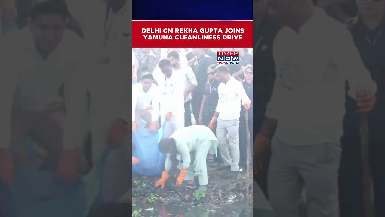 Delhi: CM Rekha Gupta Joins Yamuna Cleanliness Drive | Delhi CM #shorts