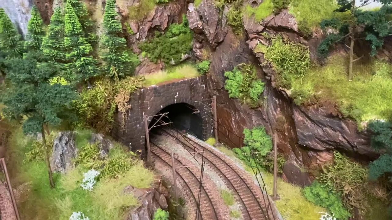 Modelleisenbahn H0 SBB Gotthard (freestyle)