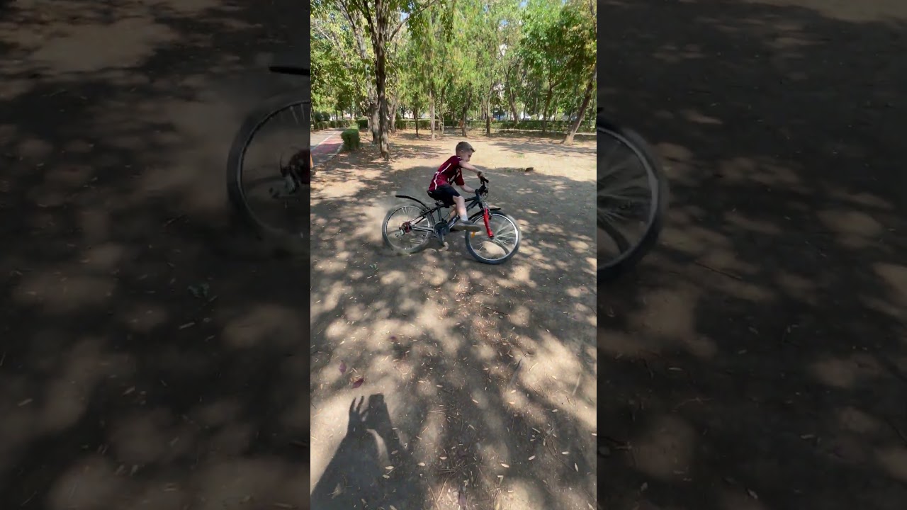 Drift in parc cu bicicleta rockrider 700 !!!!! #parc #bicicleta #rockrider