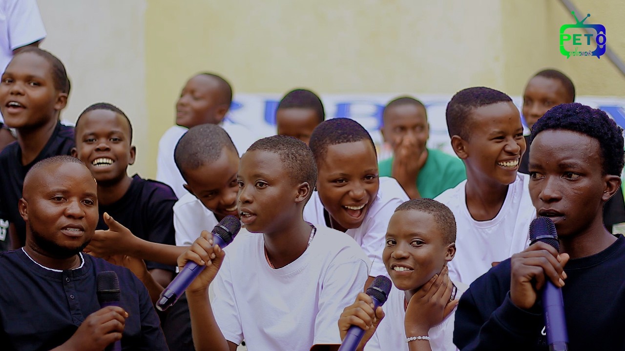 ❤️WOW ❤️TWASUYE ABANA BO MURI HUYE DANCER KIDS BATUNGURWA N'ABABYEYI BABO BARI BAJE KUBASHYIGIKIRA