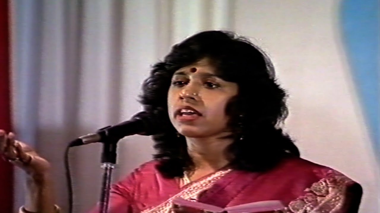 Kavita Krishnamurthy Live | Aaja Sanam Madhur Chandni Mein Hum | Shankar Jaikishan | Manna Dey |