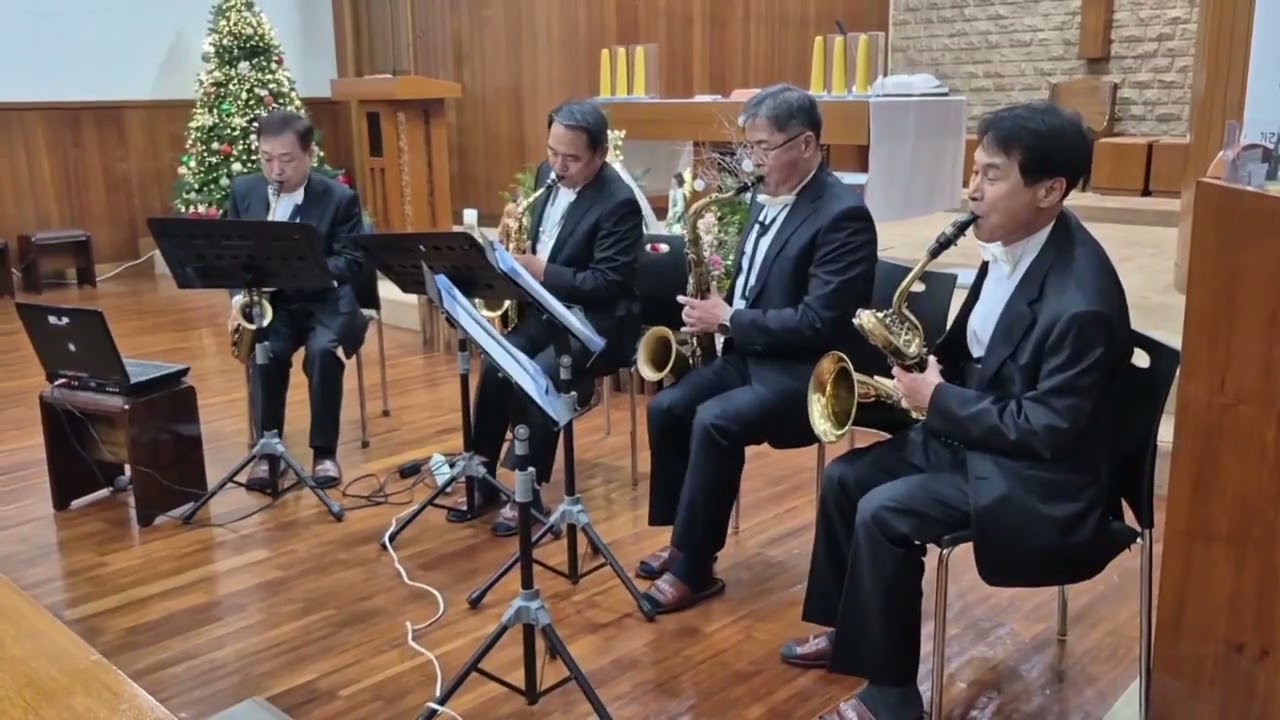 별빛같은나의사랑아별과음악사이는가요와추억의노래를 연주로 담아내는음악채널입니다.화려한 기교보다 한 음의 여운을 소중히 여기며,피고 지는노래처럼 삶의 순간들을 차분히 연주합니다.