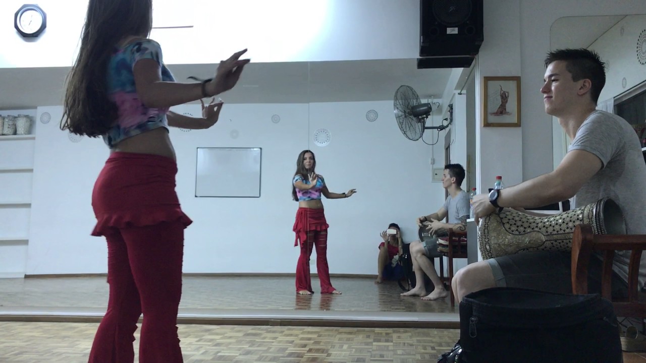 Natalia Ferrante - Clase de improvisación de derbake con Lucas Cortese.