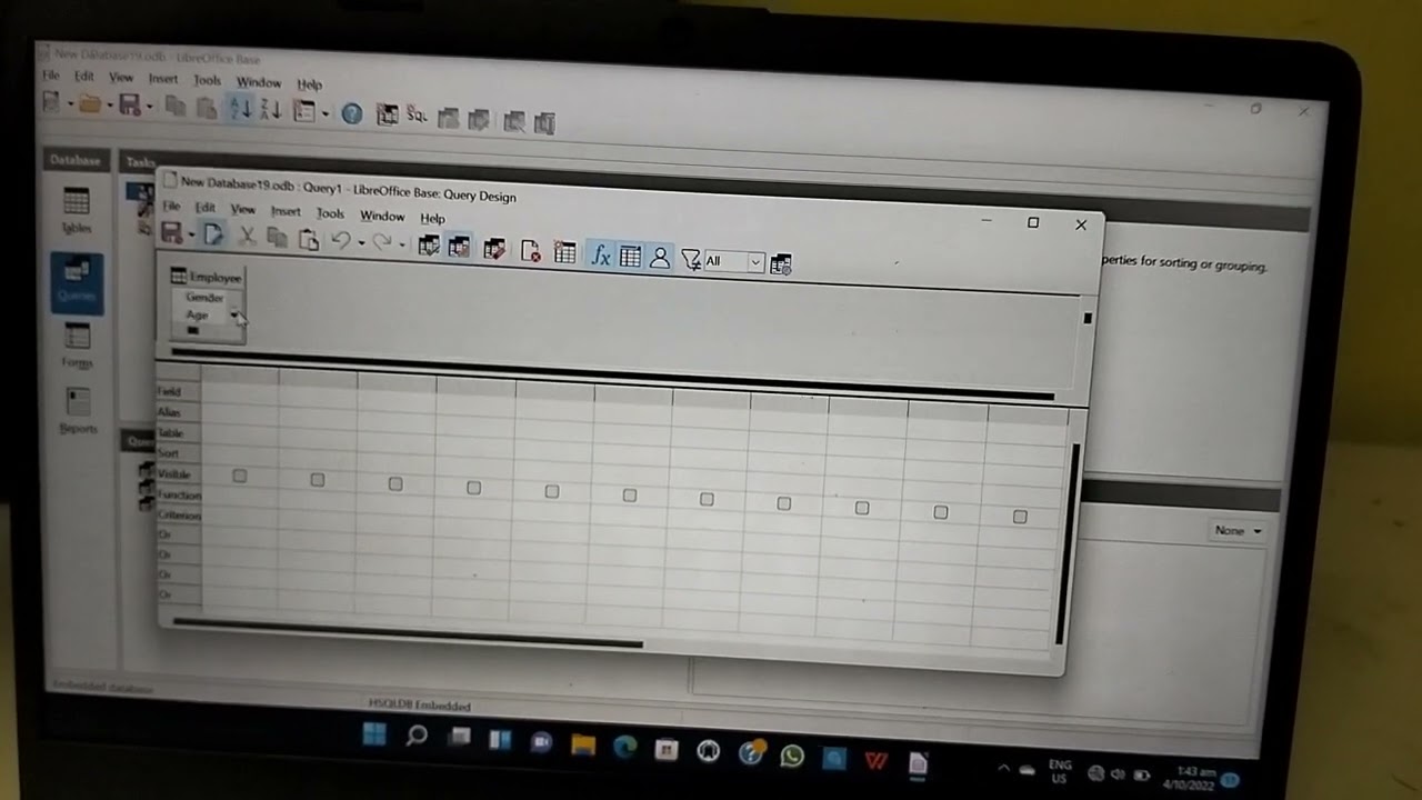 How to create query using LibreOffice base