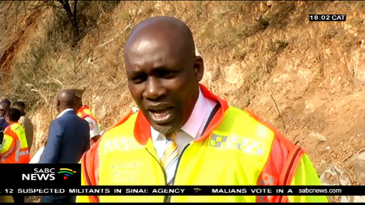 Magashule visits KZN bus crash scene