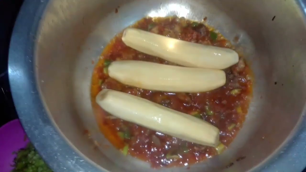 Cook the delicious matoke with me😚