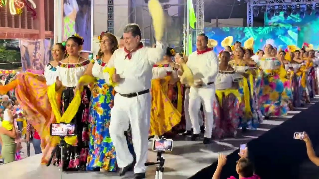 &iexcl;El Zapateado Huimanguillense brill&oacute; en la preferia Huimanguillo 2025!