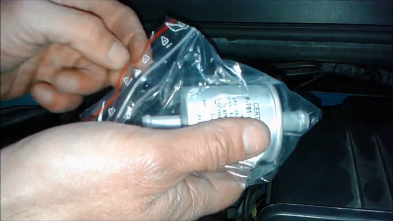 SOSTITUZIONE FILTRO METANO SU AUTO FORD KA