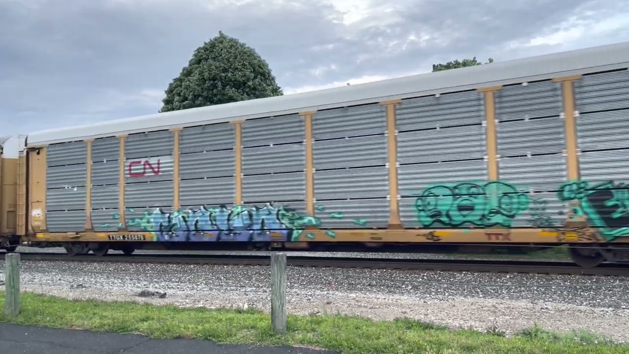 178 eastbound through Springfield OH with some fallen flag cars. 5/25/2022
