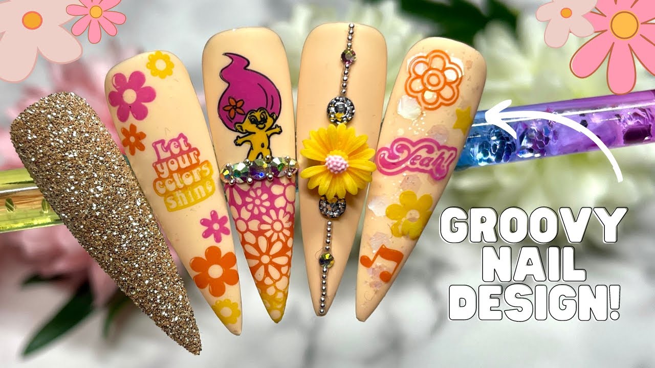 GROOVY NAIL ART TUTORIAL | TROLLS STAMPING PLATE FROM MOYOU LONDON | FLORAL NAIL DESIGN