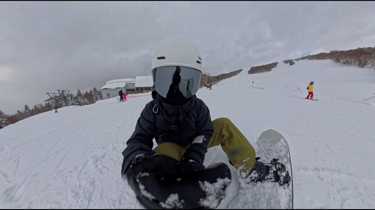 just riding on real snow 🏂 | Kiroro Resort