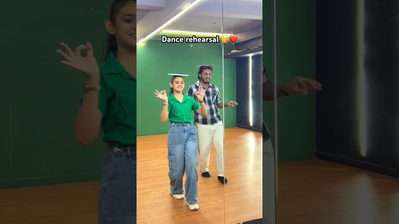 Dance rehearsal 😘❤️#kashishpatel #dance #mastimoment #dancepractice #trendingsong #viralsong