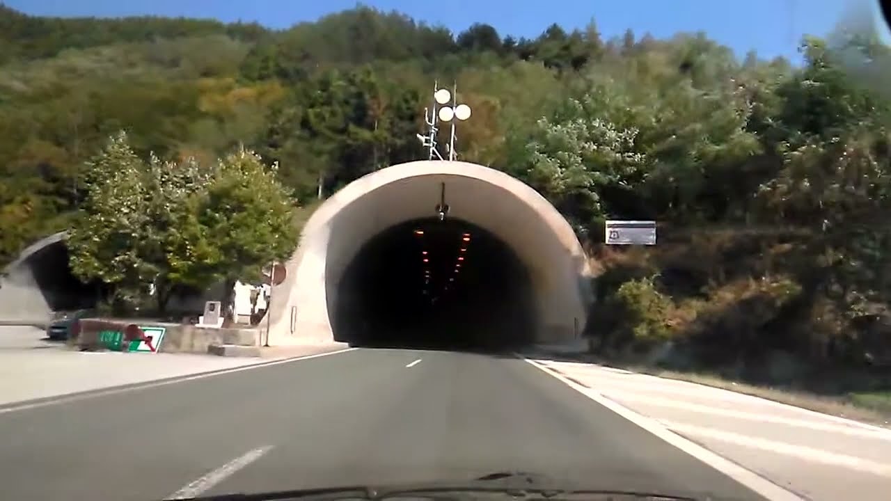 Bulgaria/От София до Деветашка пещера / Devetashka Cave