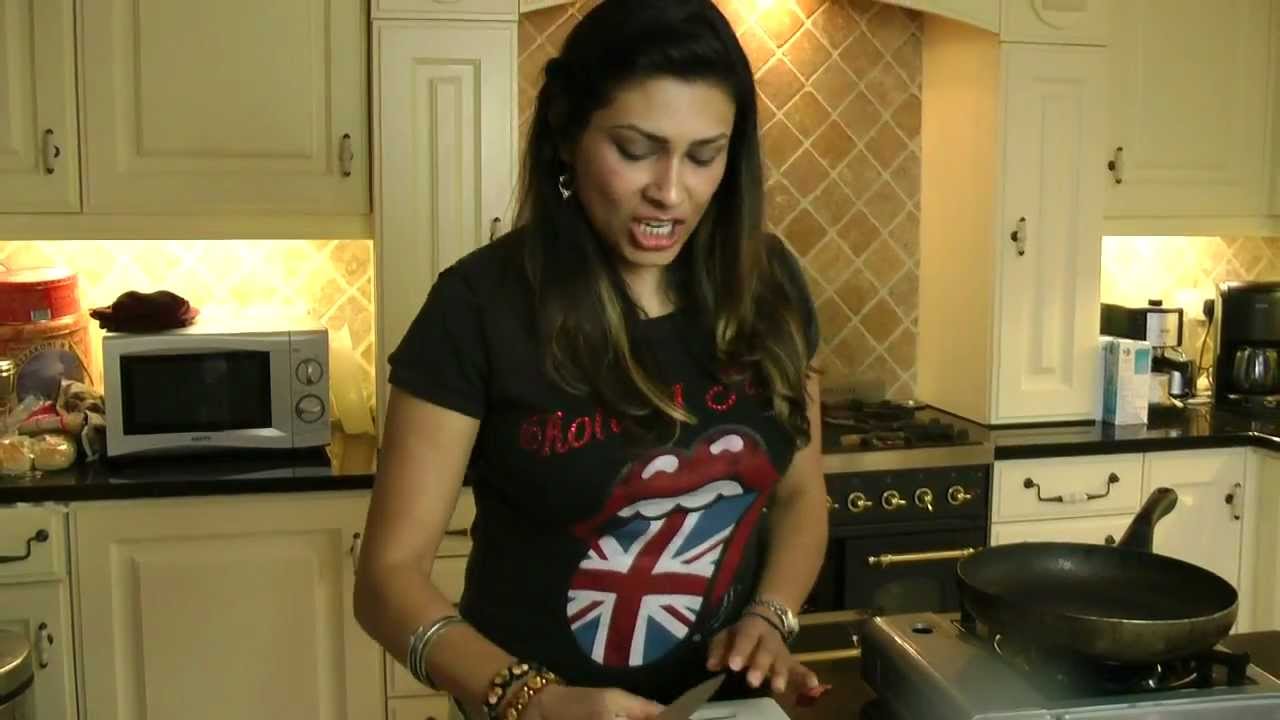 Indian Omlette with Coriander,Chili,Onion