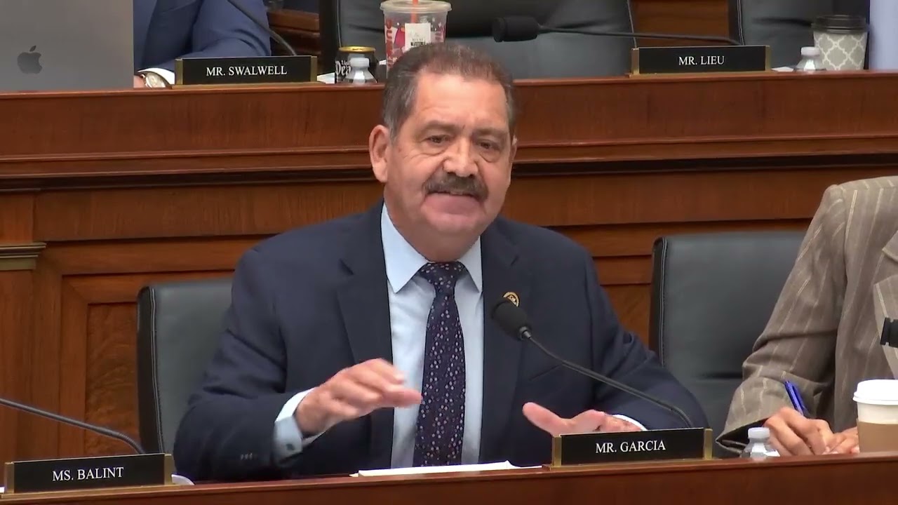 Конгрессмен Гарсия высказался по поводу убийства Рене Гуд.