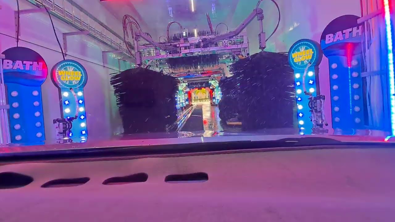Water's car wash, semoran blvd, orlando Fl