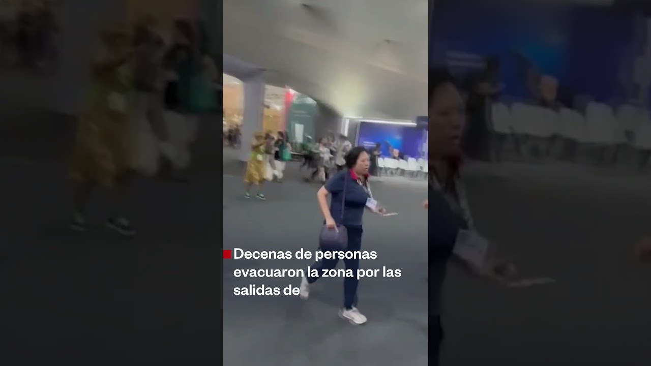 Incendio interrumpe negociaciones de cumbre del clima de la ONU en Brasil | Noticias Telemundo