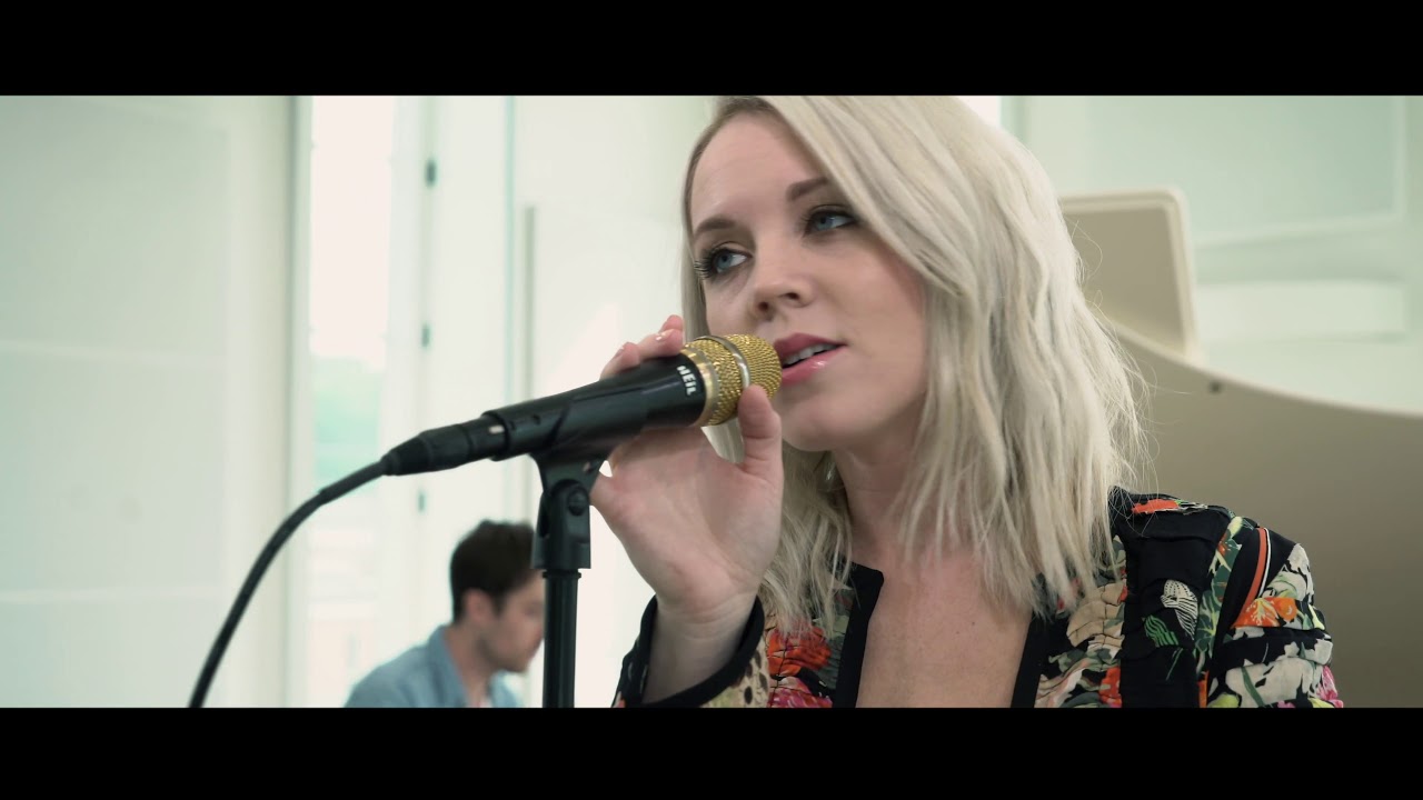 Details by Sarah Reeves (IVORY SESSIONS)