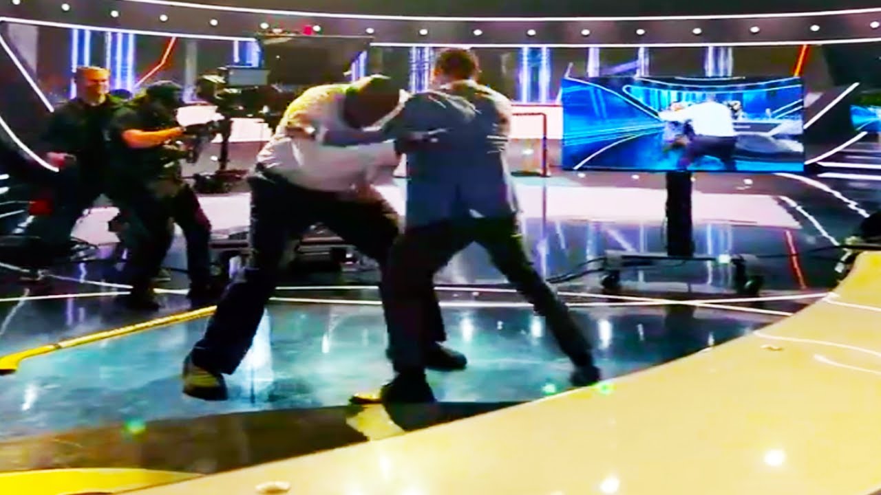 Shaquille O’Neal Paul Bissonnette Biz Fight After Shaq Rides Into NHL on TNT Studios on Skateboard