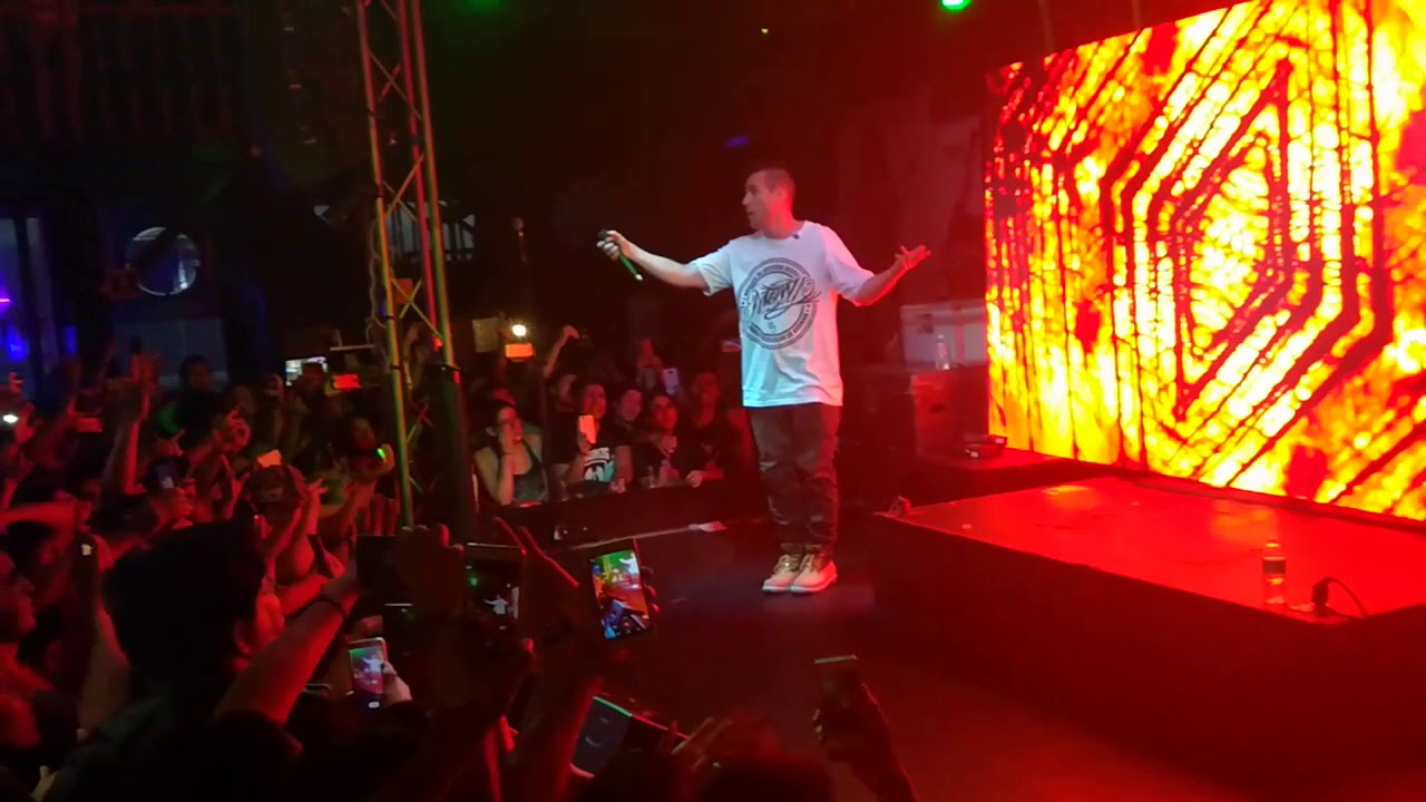 Aquel chico / No hay dos sin tres / Venid por mi | Santaflow en México 2018