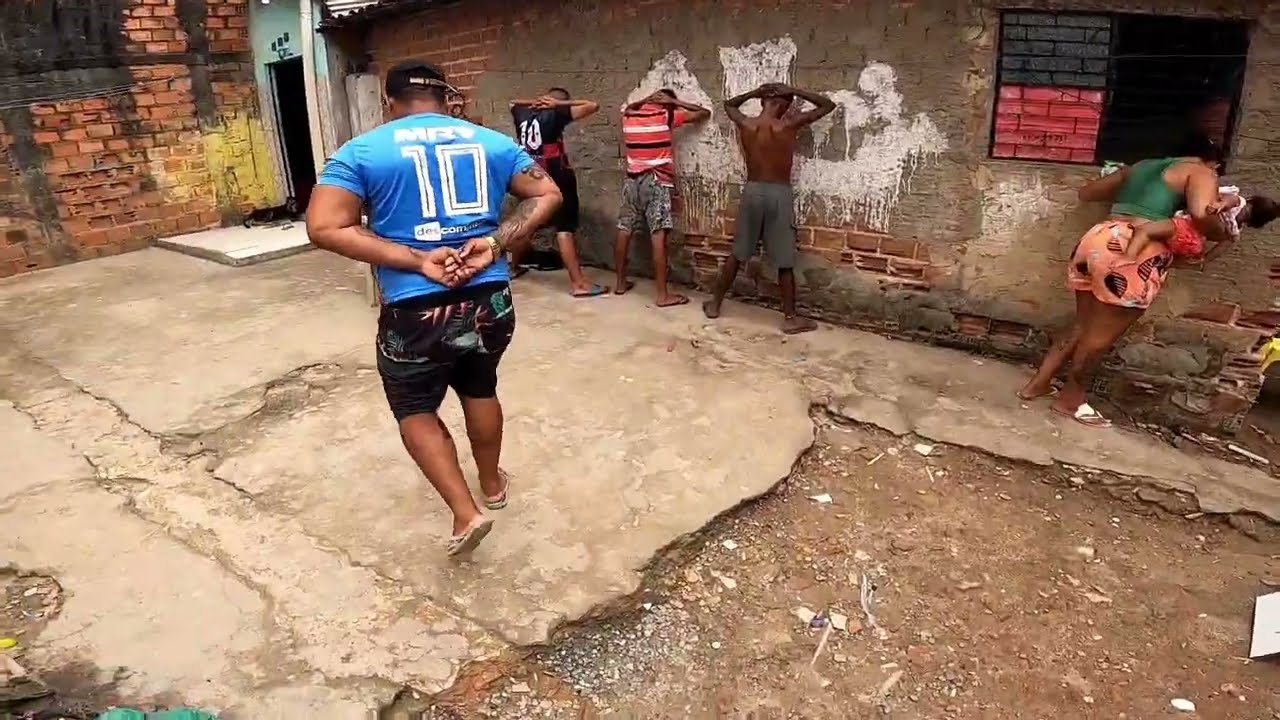 Di&aacute;rio de um PMAL #244 - Jogou no telhado - H.C.K.d