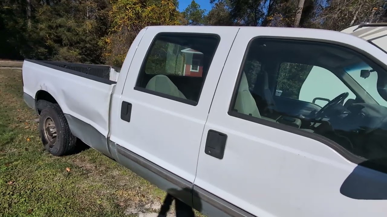 1600+ Miles in two days, towing 5000 lbs for half of it without a single issue.. I love old Fords