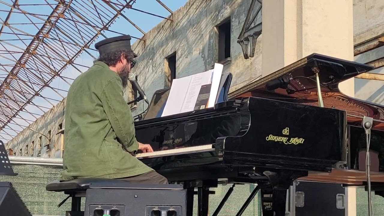 Sul Divano Occidentale - Vinicio Capossela - Pianocity - Ex Macello Milano - 21 Maggio 2023