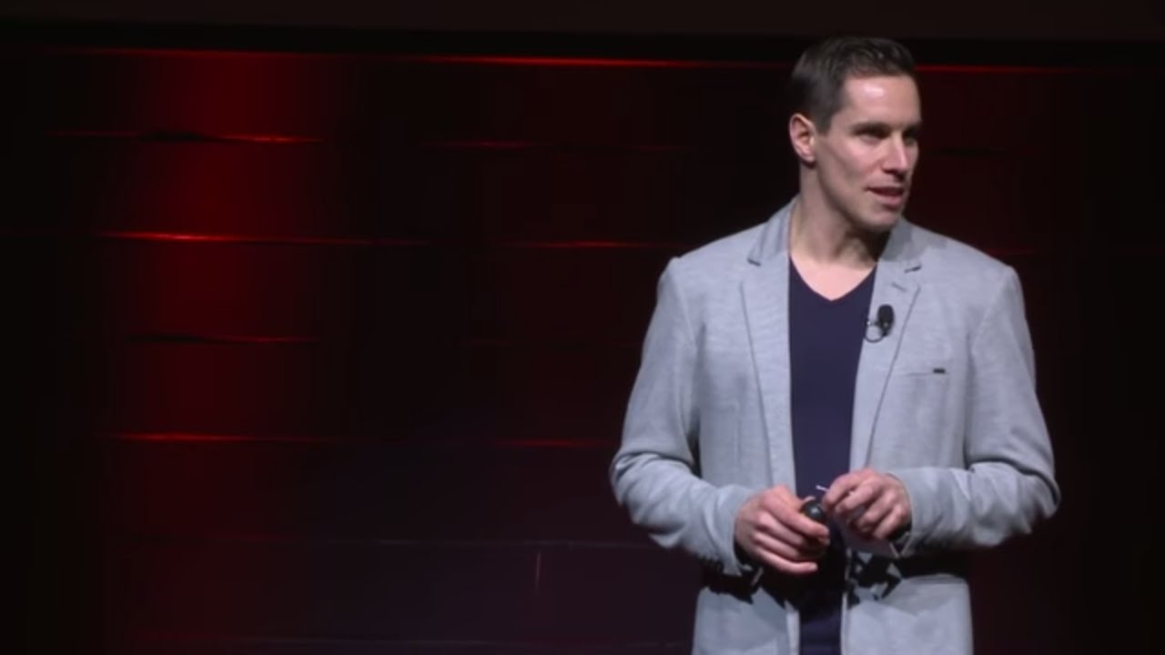Échouer pour mieux changer  | David Girard | TEDxHECMontréal