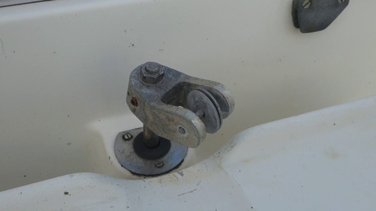 Leisure 20 sail boat project  7