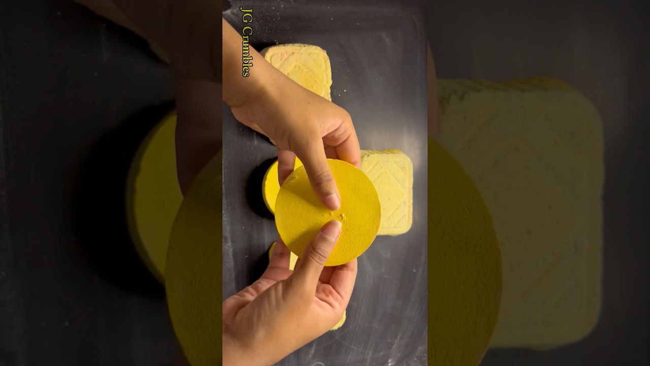 Crushing gym chalk circles | ASMR