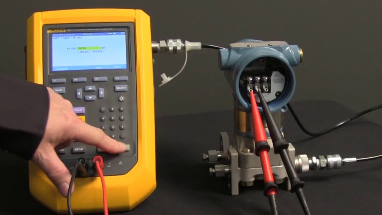 Fluke 729 Automatic Pressure Calibrator: How To Connect the Fluke 729 to a HART Transmitter