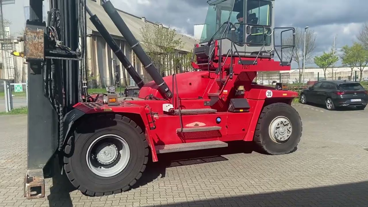 D4034 Kalmar DCF100 45ED8 ECH Empty Container Handler from 2015 with tiltable cabine