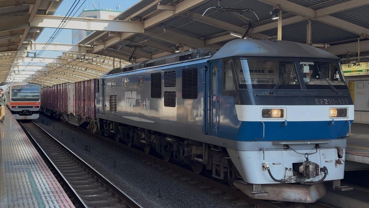 【4K高画質】JR貨物EF210形100番台171号機〔新〕（旧塗装）＋コキ20両が越谷レイクタウン駅1番線を通過するシーン（74レ・新A169・コンテナ輸送）2026.2.21