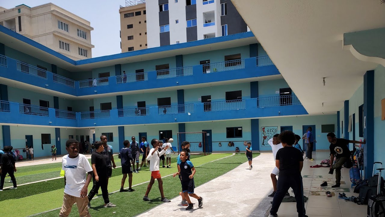 Kinshasa City Tours: My school-run today