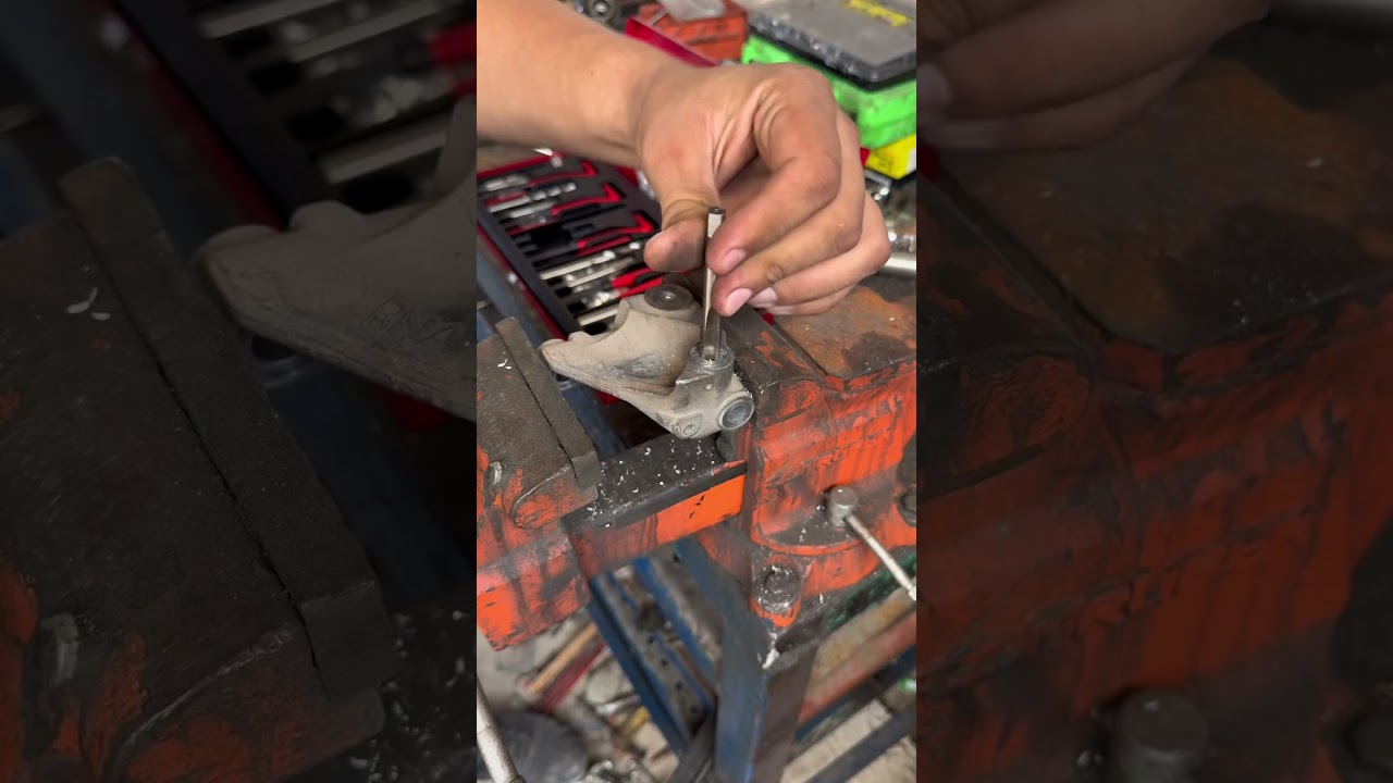 As&iacute; se utiliza un inserto de rosca o helicoil #mecanica #autos #taller