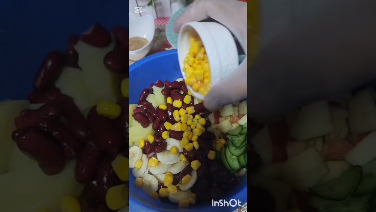 Fruits chat #delicious #yummy #Masla chat#foodie #fyp @ahsanraza3950 mom's kitchen 