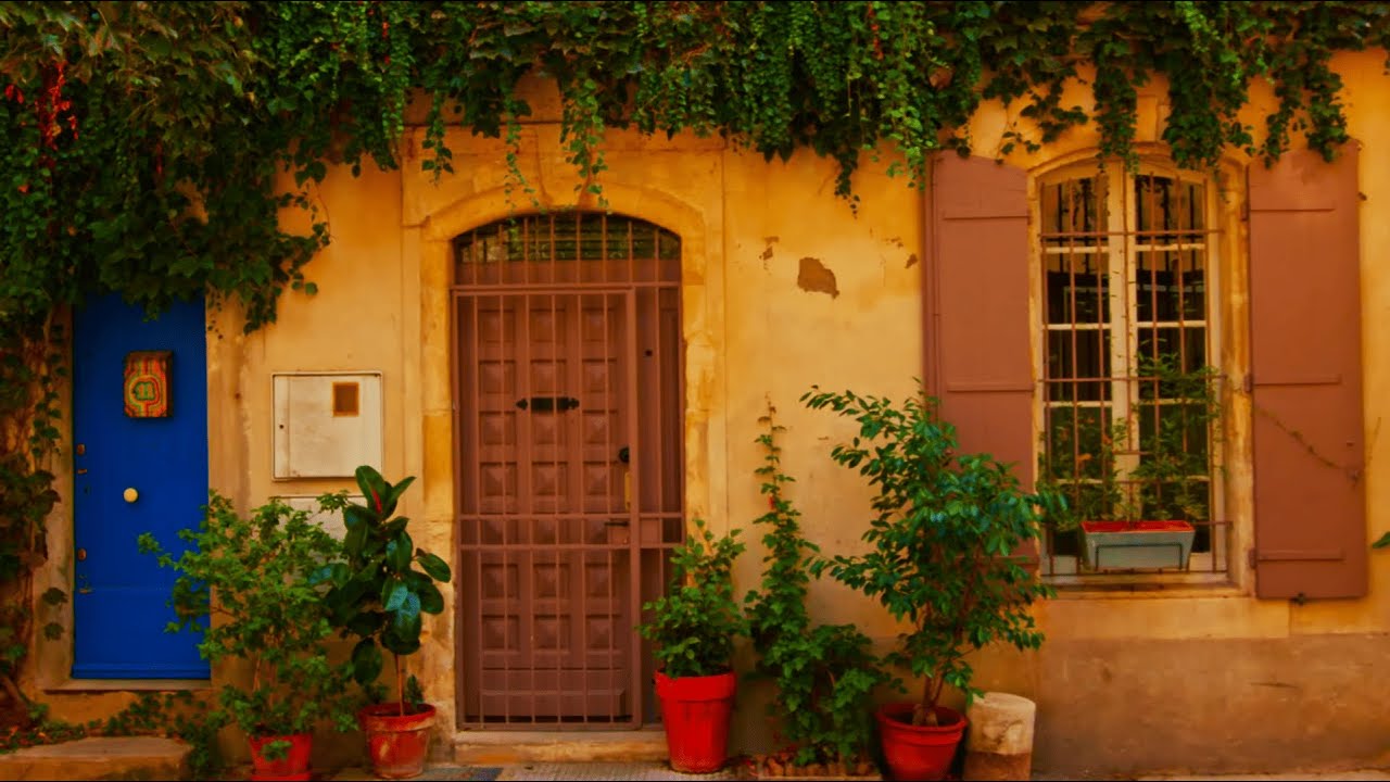 Van Gogh lived in this Beautiful Town (Arles, France) 4k Walk