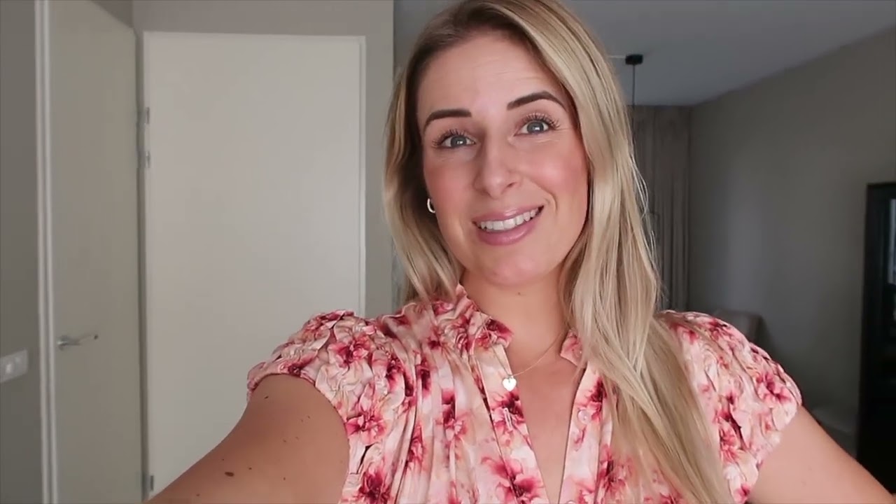 DAAR BEN IK WEER! 😍 || MAMA VLOG #17 | Lieke Biemans