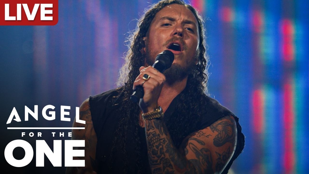 Did You See This Amazing Concert Moment?