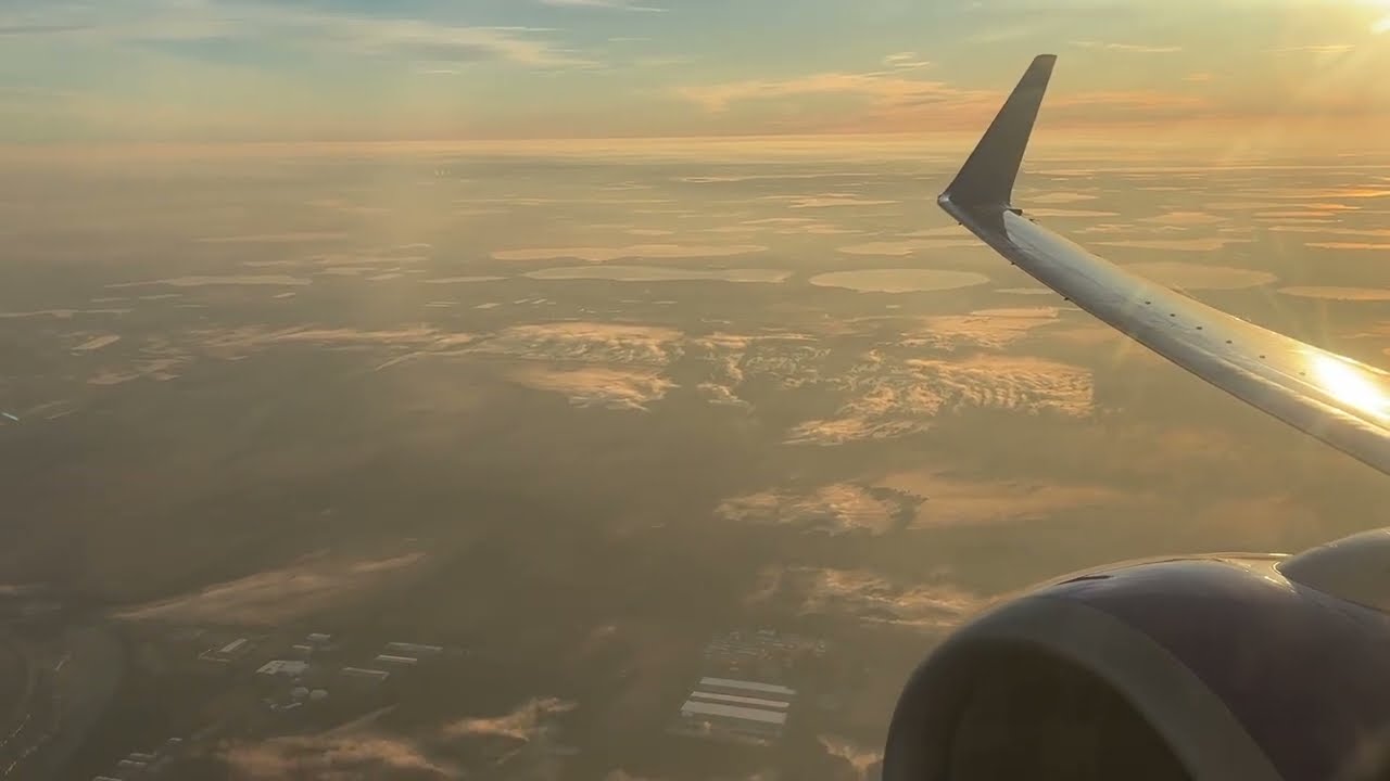 Avelo Airlines Boeing 737-8EH [N807VL] Sunrise Takeoff from Lakeland Linder Airport (KLAL)