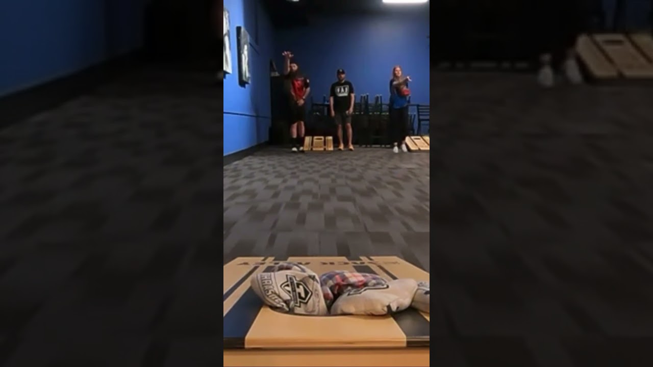 Huge 4 bag airmail drag for a 10 on 7 #cornhole #airmail