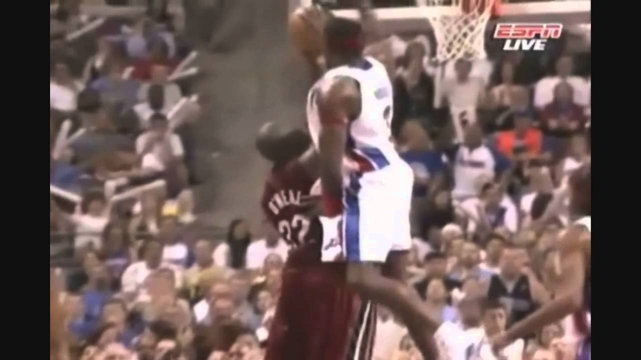 Ben Wallace blocks Shaquille O'Neal (Great Timing) 2006 ECF