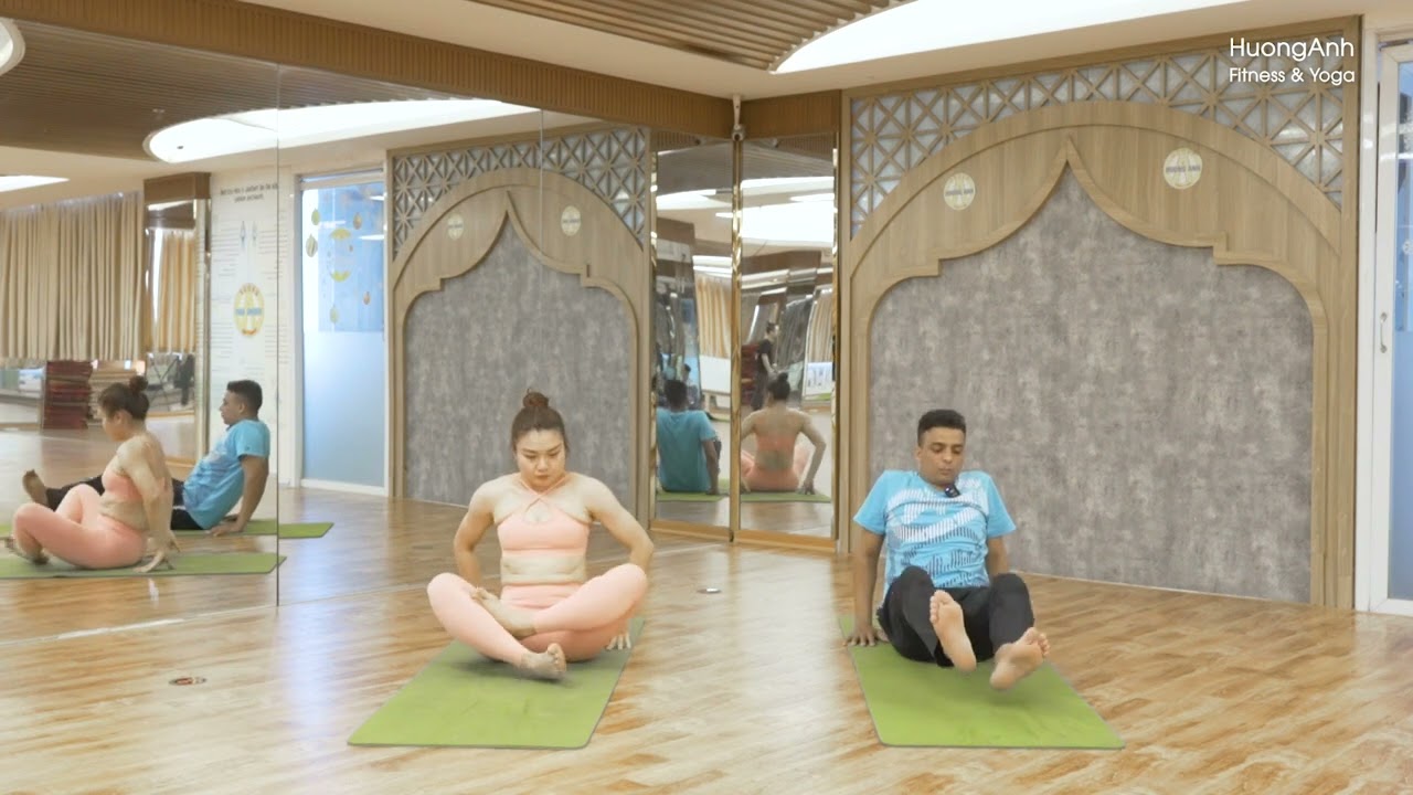 Twisting Yoga Flow | Master Vikas