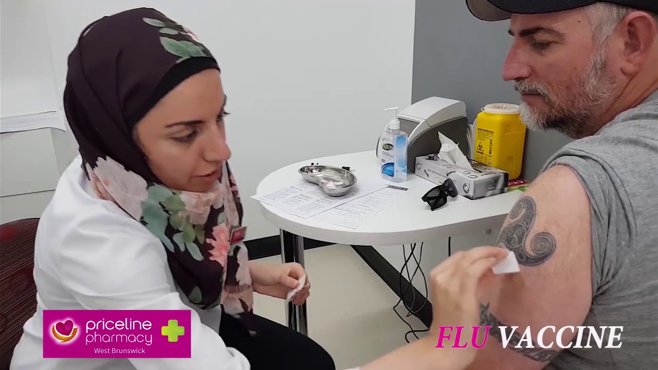 How flu vaccine is administered?