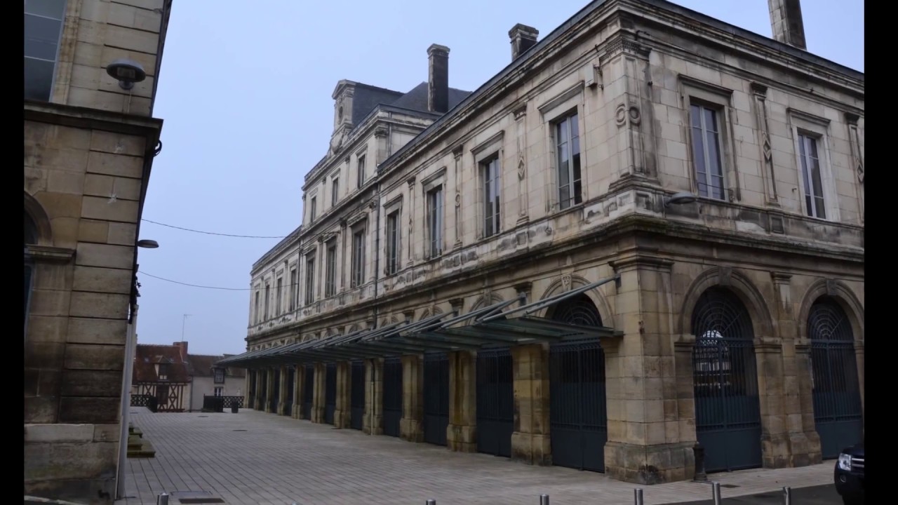 Clamecy ville d'histoire Nièvre en Bourgogne