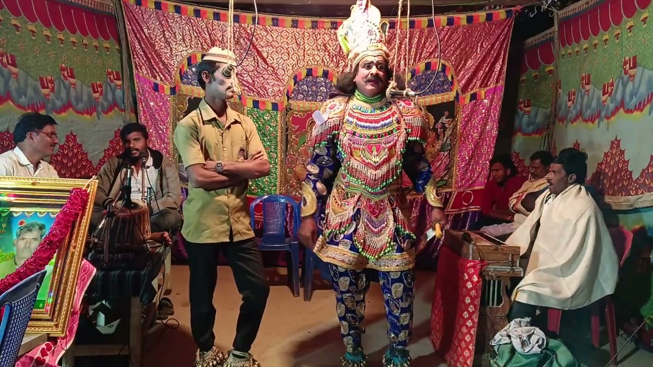 మాధవరం రమణ కళాబృందం youtube ఛానల్ సబ్స్క్రైబ్ చేసుకోండి ప్లీజ్ దేసింగురాజు కథ ☎️ 6305169045